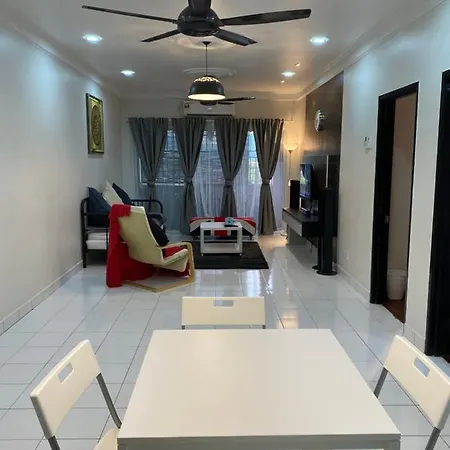 Spanish Villa Homestay Senawang Exterior photo