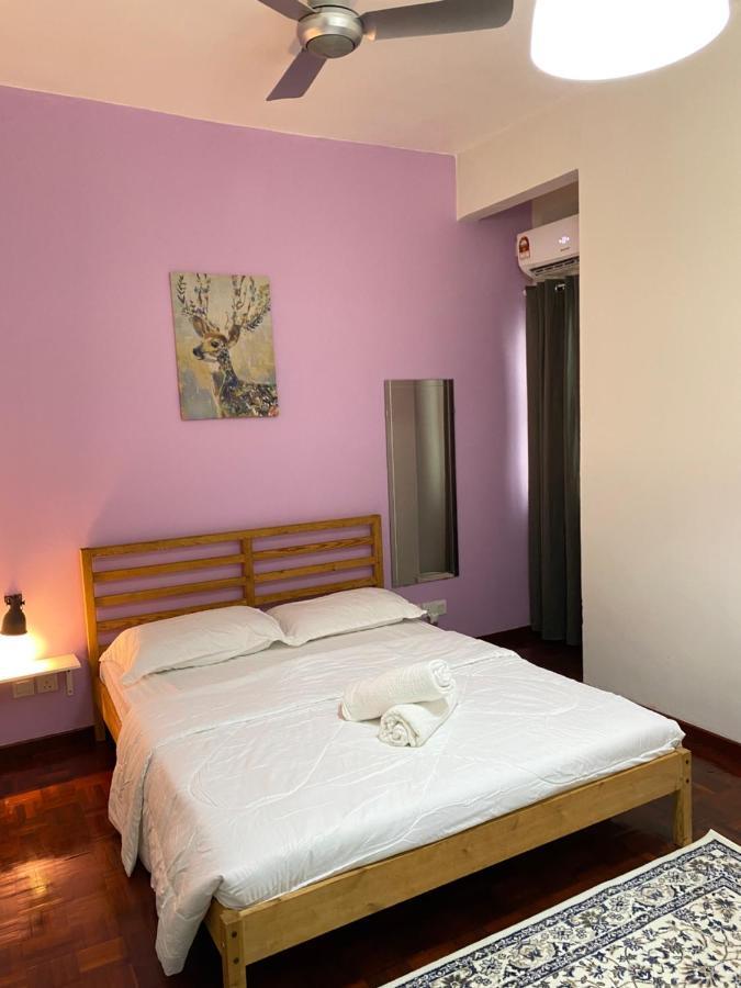 Spanish Apartment *